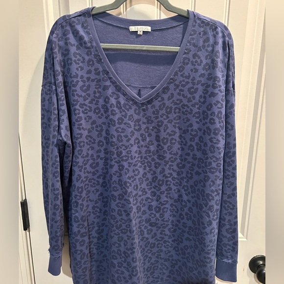 Z Supply Tops - Z Supply LS animal print